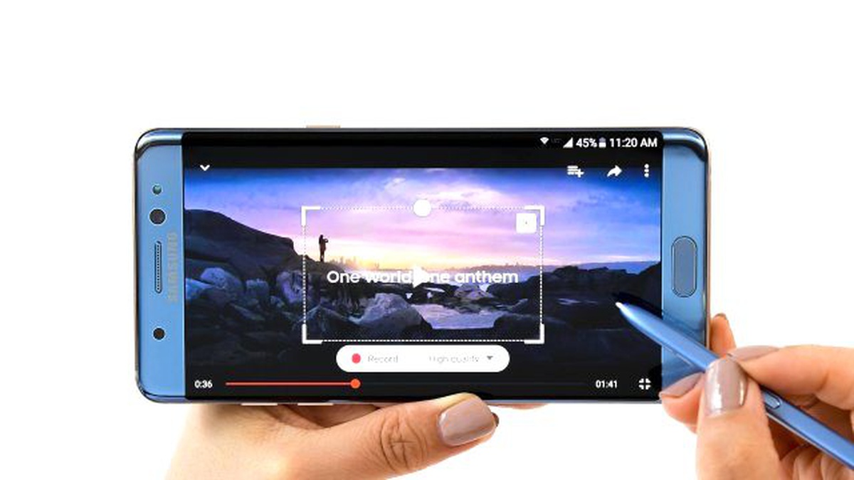 Samsung\'un yeni üst seviye akıllı telefonu