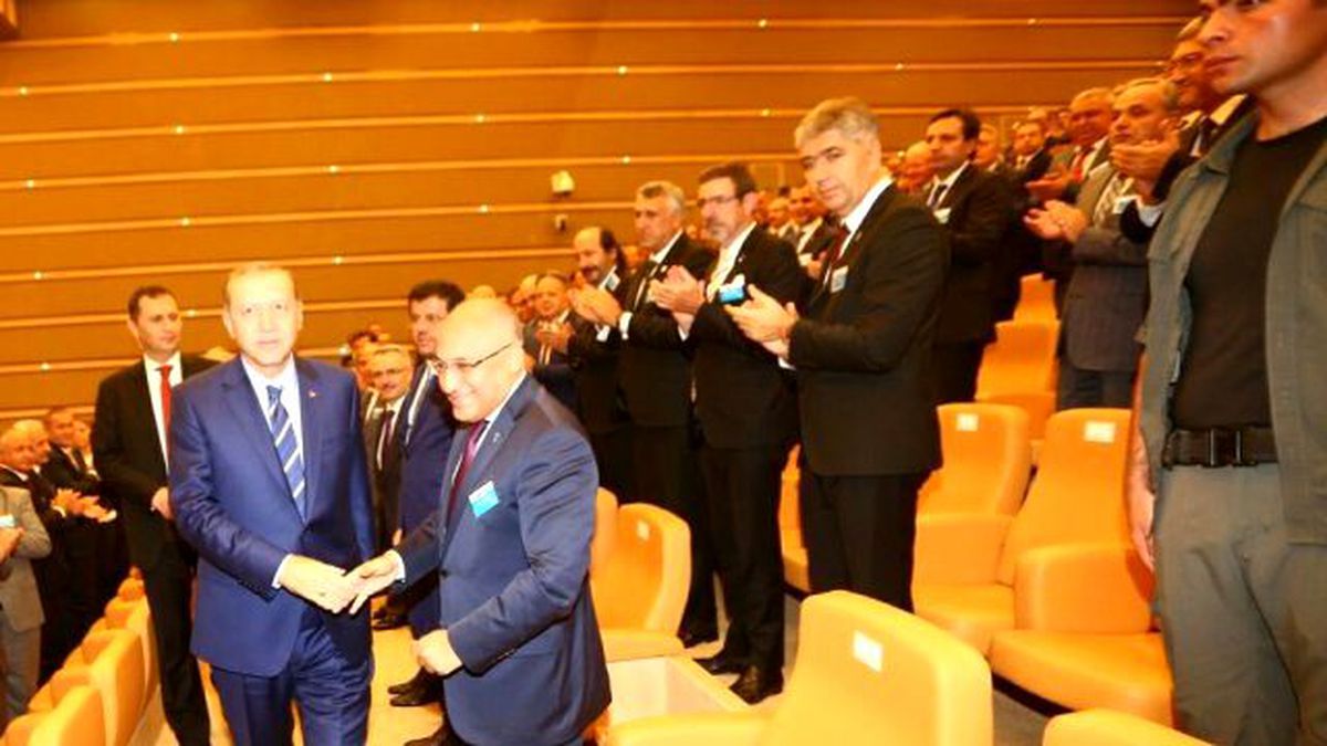 TİM heyeti, Cumhurbaşkanı Erdoğan ve Başbakan Yıldırım\'ı ziyaret etti