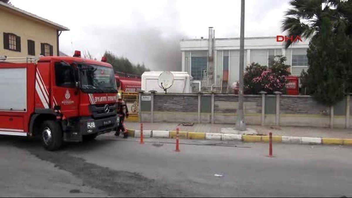 Tuzla\'da Fabrika Yangını