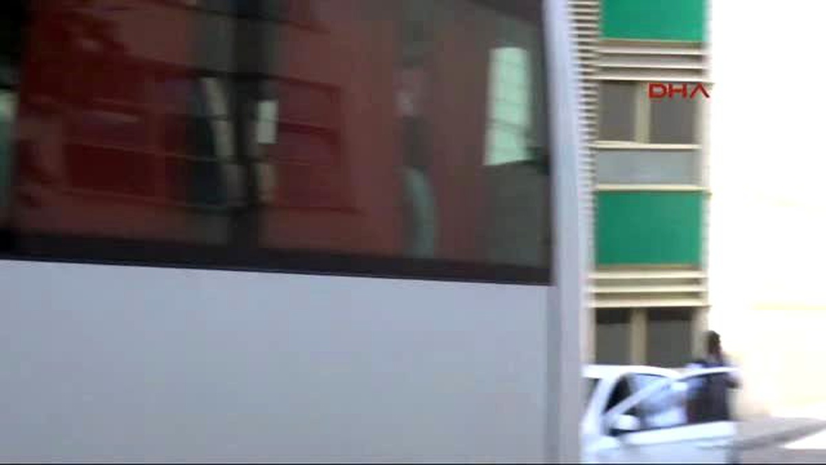 Uşak\'ta Fetö Örgütünün \'Ablası\' 22 Kadın Adliyede