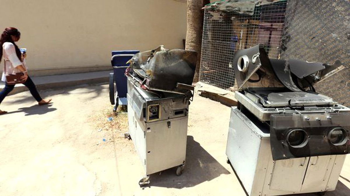 11 Bebek Yanarak Öldü! Irak Sağlık Bakanı Canlı Yayında İstifa Etti