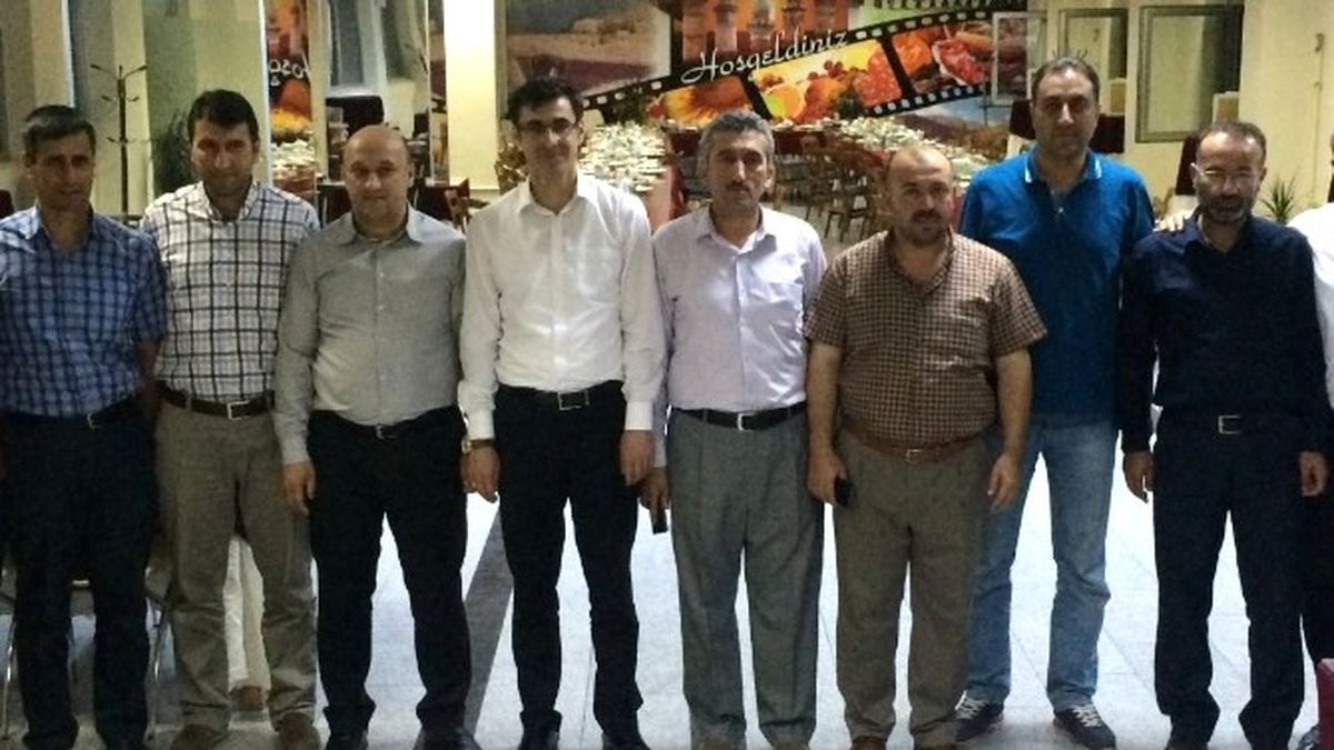 AK Parti Bitlis İl Başkanlığı\'ndan Teşekkür Yemeği