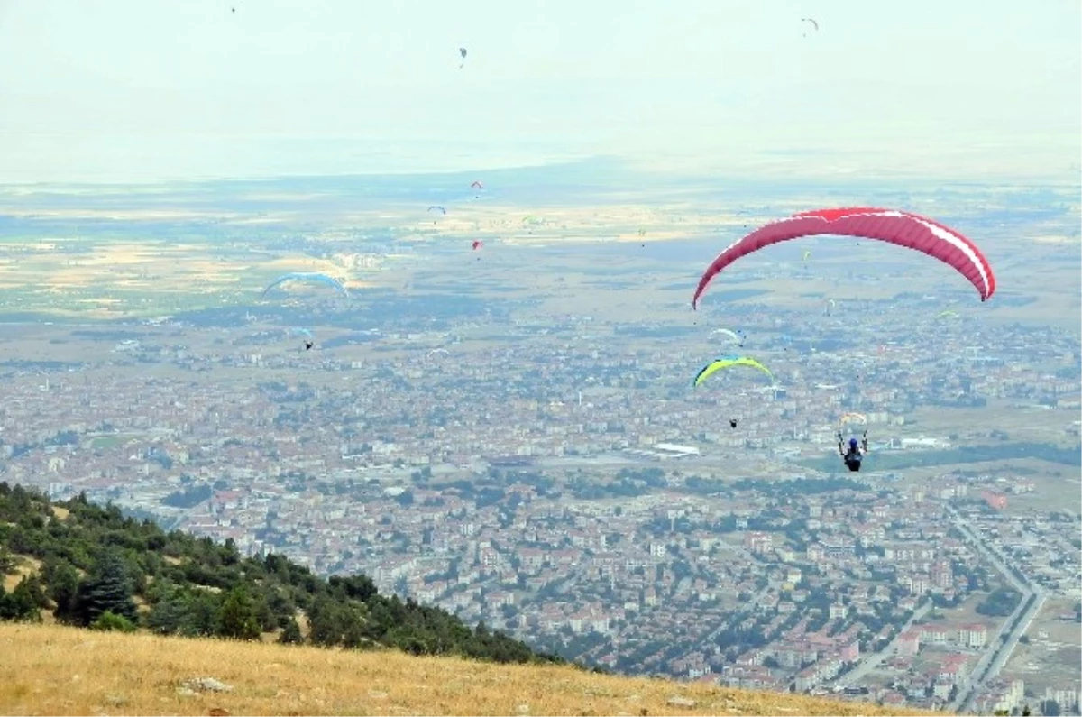 Akşehir 4. Xc Open Türkiye Yamaç Paraşütü Mesafe Şampiyonası 12 Ağustosta Başlıyor