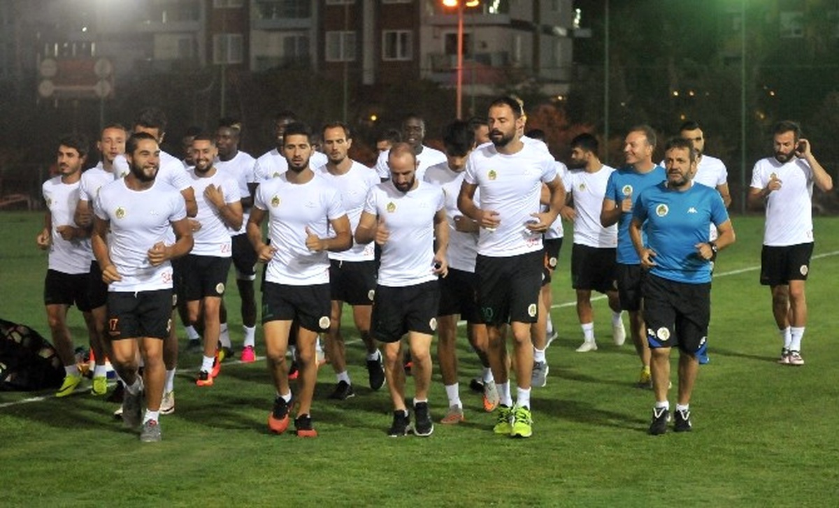 Alanyaspor, Beşiktaş\'a Hazırlanıyor