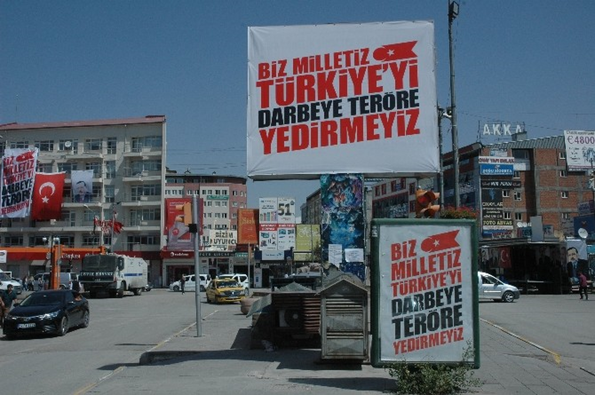 Beşyol\'daki Polis Bariyerleri ve Platform Kaldırılıyor
