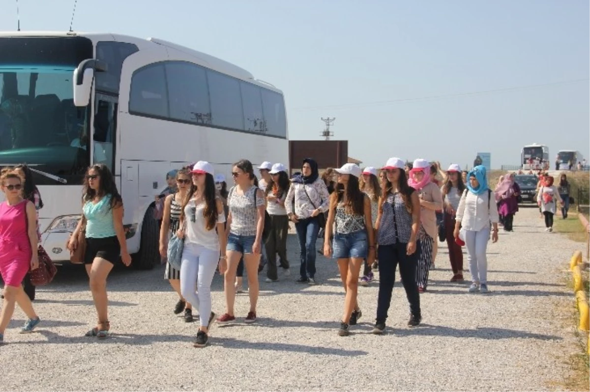 Bitlis, Manisa ve Uşaklı Gençler Samsun\'da