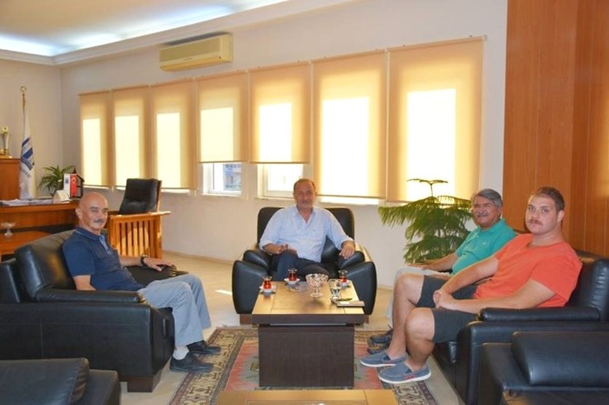 CHP\'li Sağlar\'dan Başkan Atabay\'a Ziyaret
