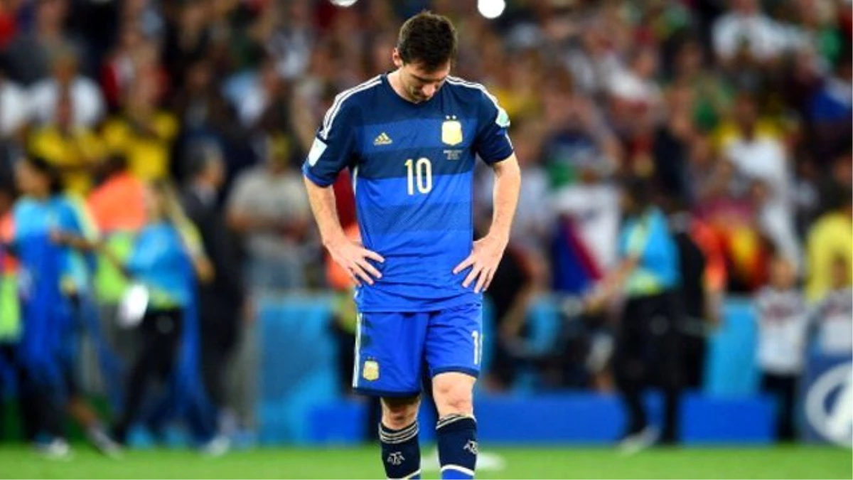 Diego Maradona: Messi\'nin Milli Takıma Döneceğini Sanmıyorum