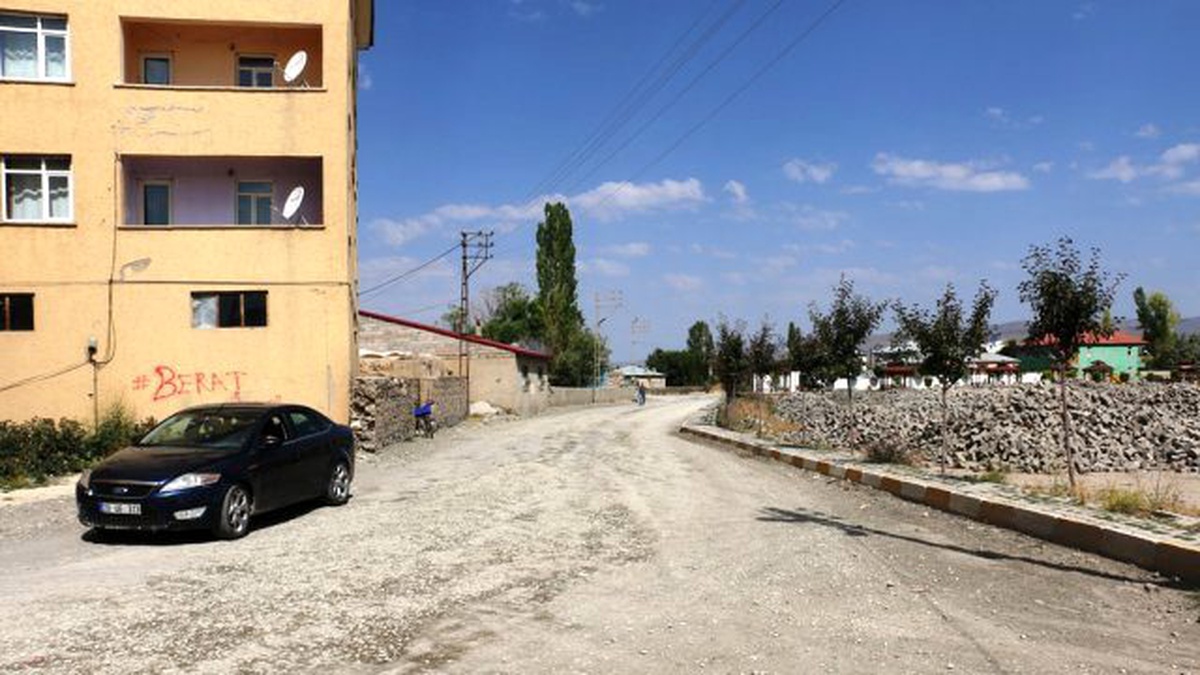 Diyadin Belediyesinden Yol Seferberliği