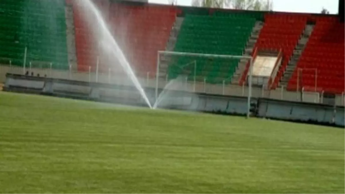 Diyarbakır Atatürk Stadının Zemini Hazır