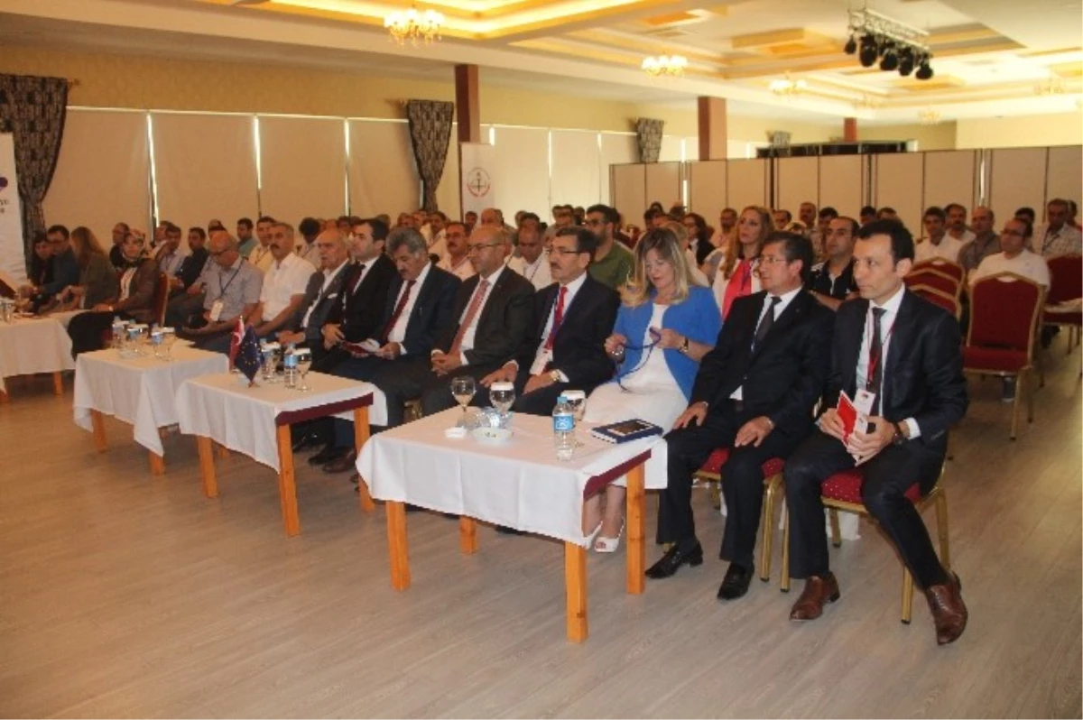 Elazığ\'da \'Türkiye\'de Hayat Boyu Öğrenme\' Projesi Tanıtıldı