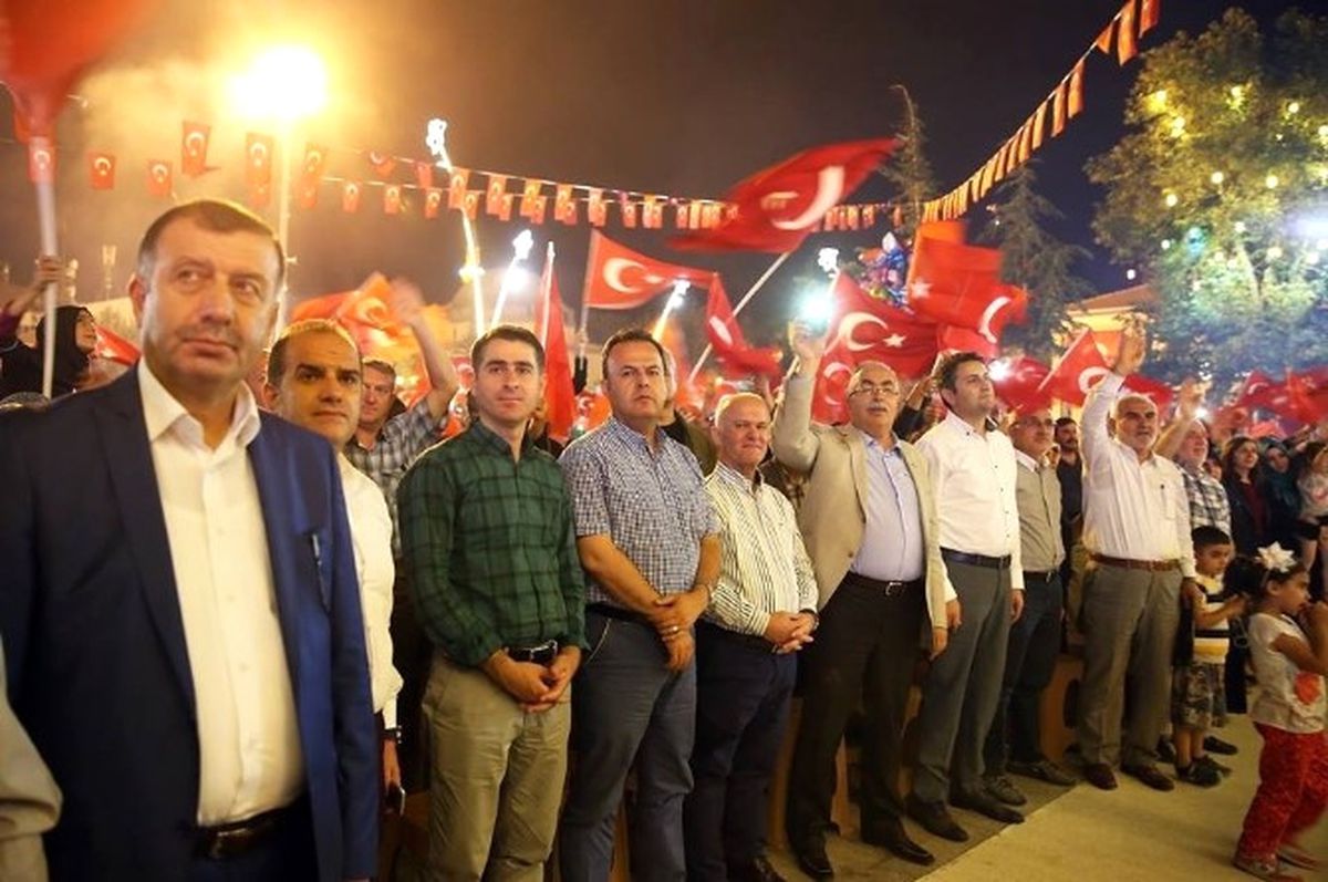 Eroğlu: "Çakalların Saltanatı Aslan Kükreyene Kadarmış"