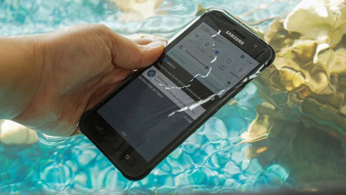 Galaxy S7 Active\'e Samsung Şoku!