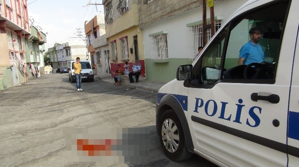 Gaziantep\'te Kavgaya Müdahale Eden Genç Vuruldu