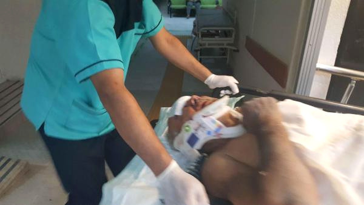 Kamyonet ile Motosiklet Çarpıştı: 1 Yaralı