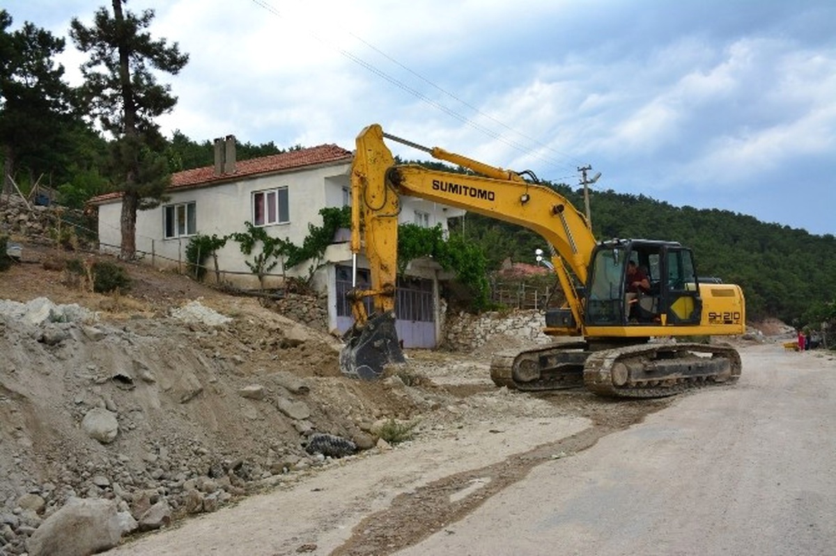 Kanalizasyon Hattı Tamamlandı Sıra İçme Suyu Hattında
