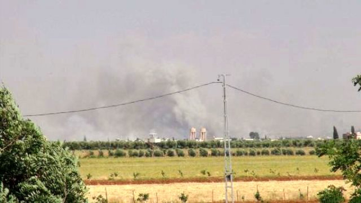 Kilis\'te Suriye Sınır Hattında Yangın