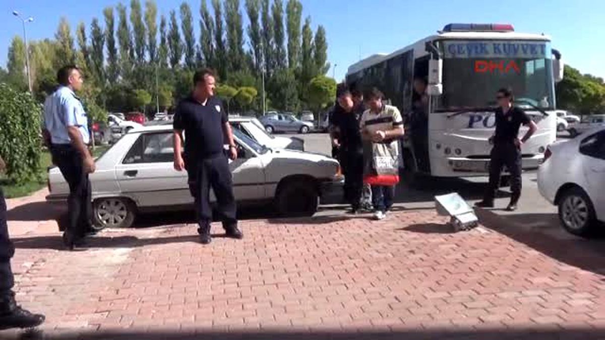 Konya\'da Fetö/pdy Operasyonunda: 51 Polis Tutuklandı