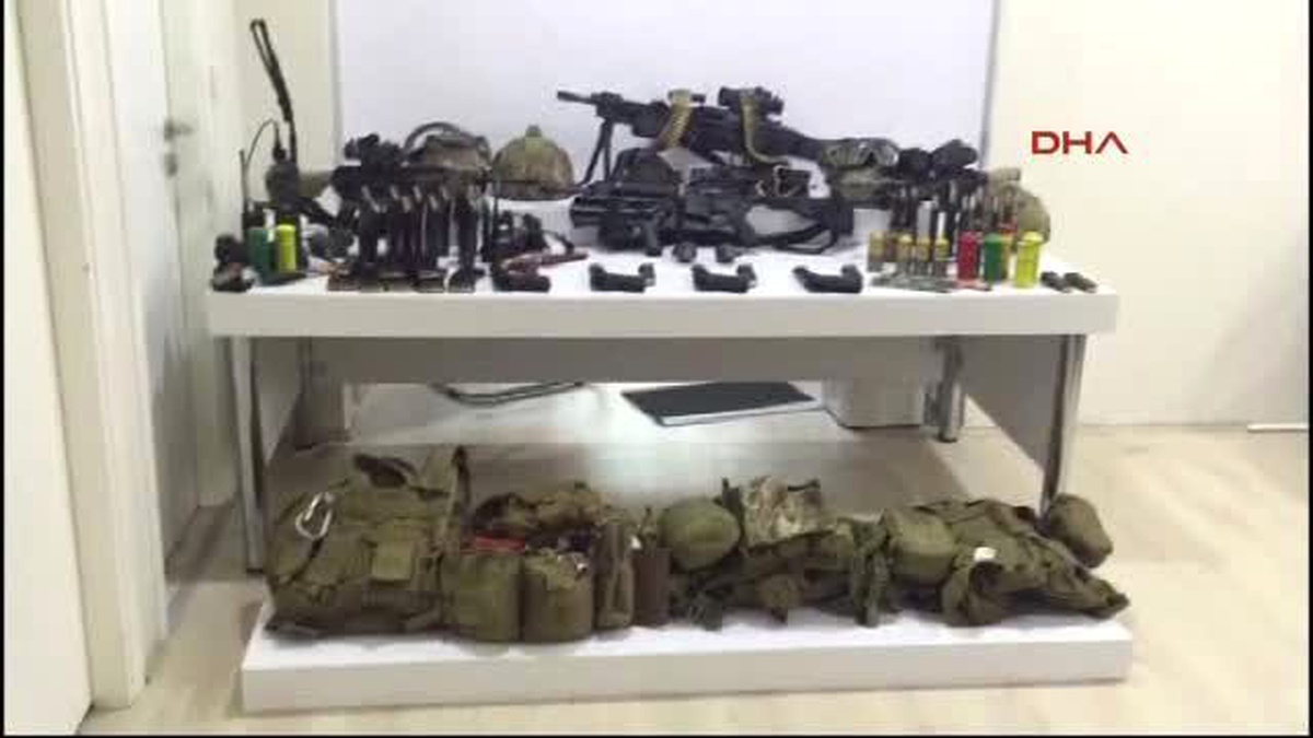 Kuvvet Komutanlarını Rehin Alan Darbeci Askerlerin Silahları Kadınlar Tuvaletinde Bulundu