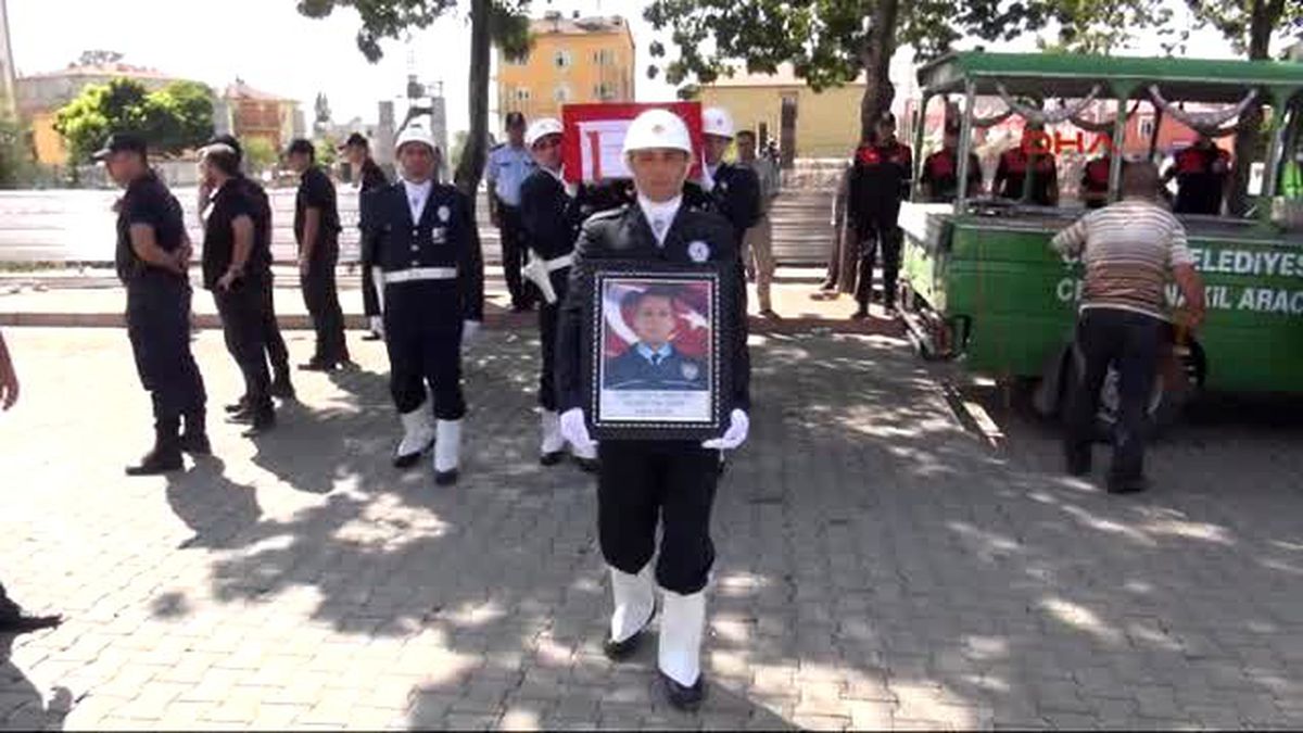 Niğde Şehit Polis Niğde\'de Toprağa Verildi