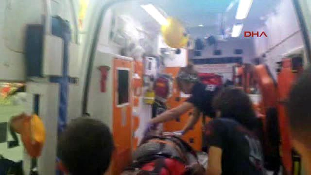 Ortaca Kamyonet ile Motosiklet Çarpıştı: 1 Yaralı