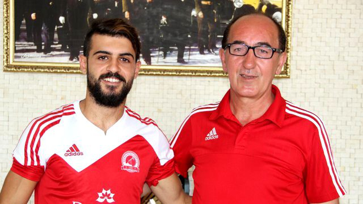 Petrolspor\'da Transfer Çalışmaları Sürüyor