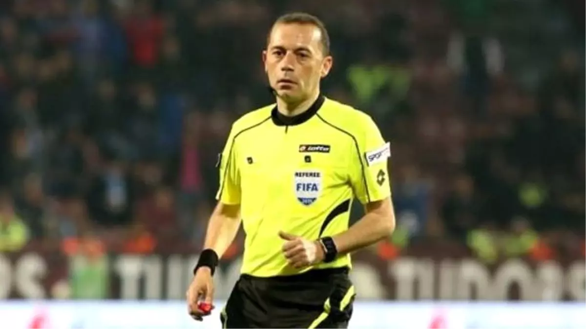 Cüneyt Çakır'ın Babası Serdar Çakır'ın TFF'yle İlişkisinin Kesildiği İddia Edildi