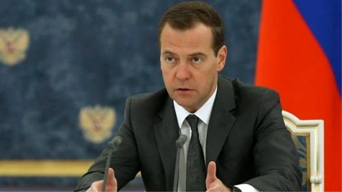 Rusya Başbakanı Medvedev: Ukrayna ile İlişkilerimiz Tamamen Kopabilir