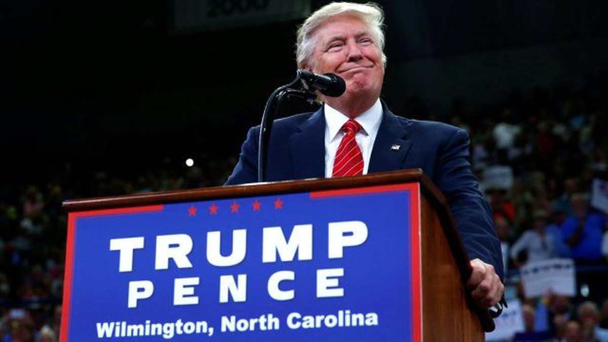 Trump, Obama ve Clinton\'ın Daeş\'in Kurucusu Olduklarında Israrcı