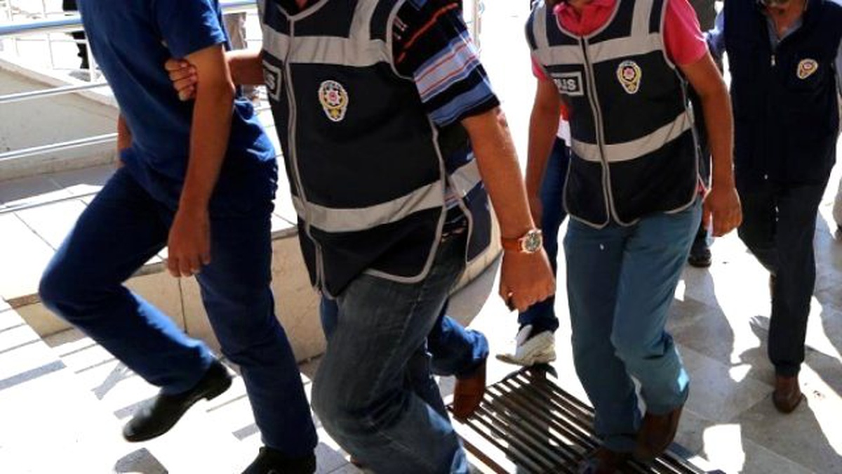 Adana\'daki Fetö/pdy Operasyonu