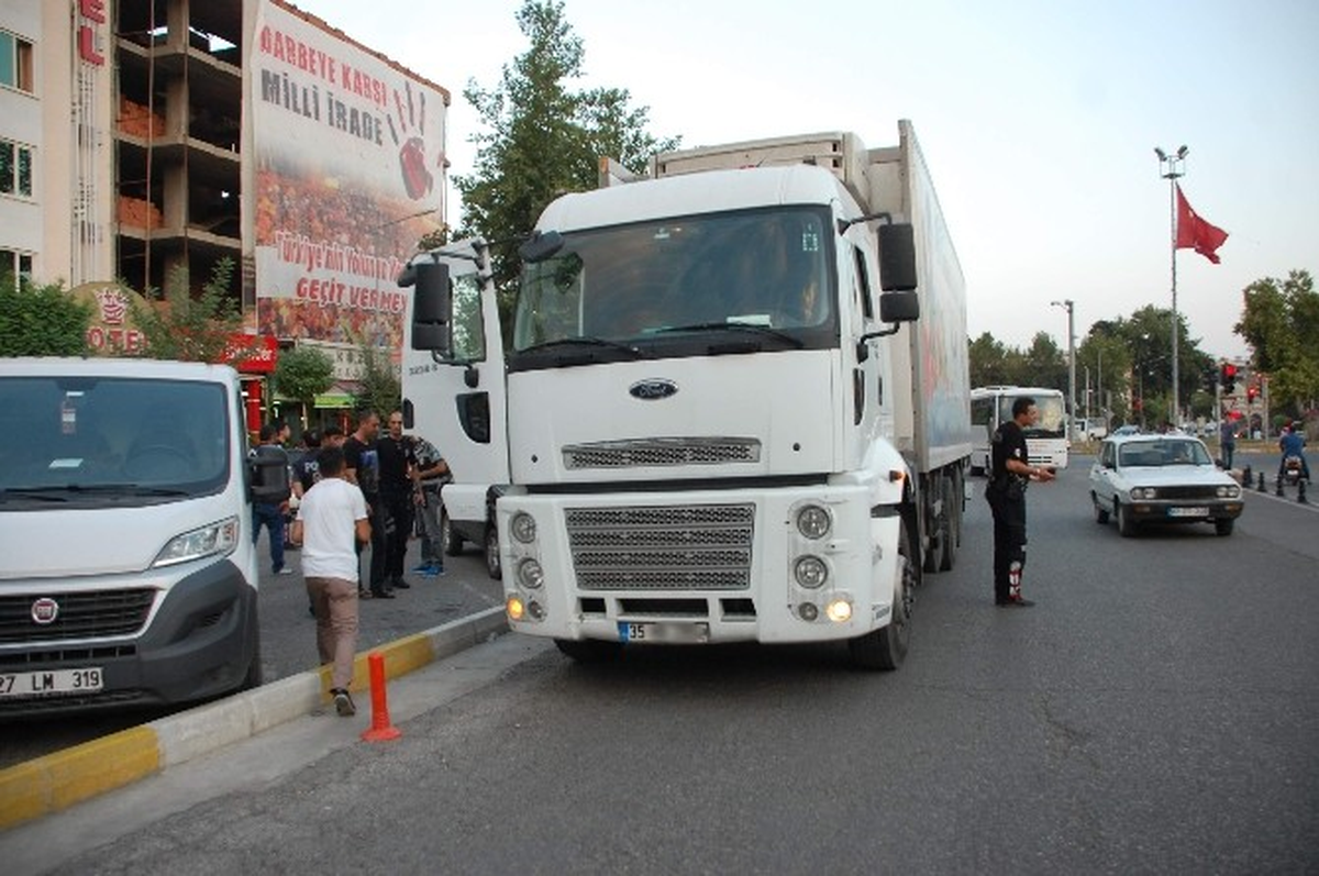 Adıyaman\'da Şüpheli Tır Alarmı