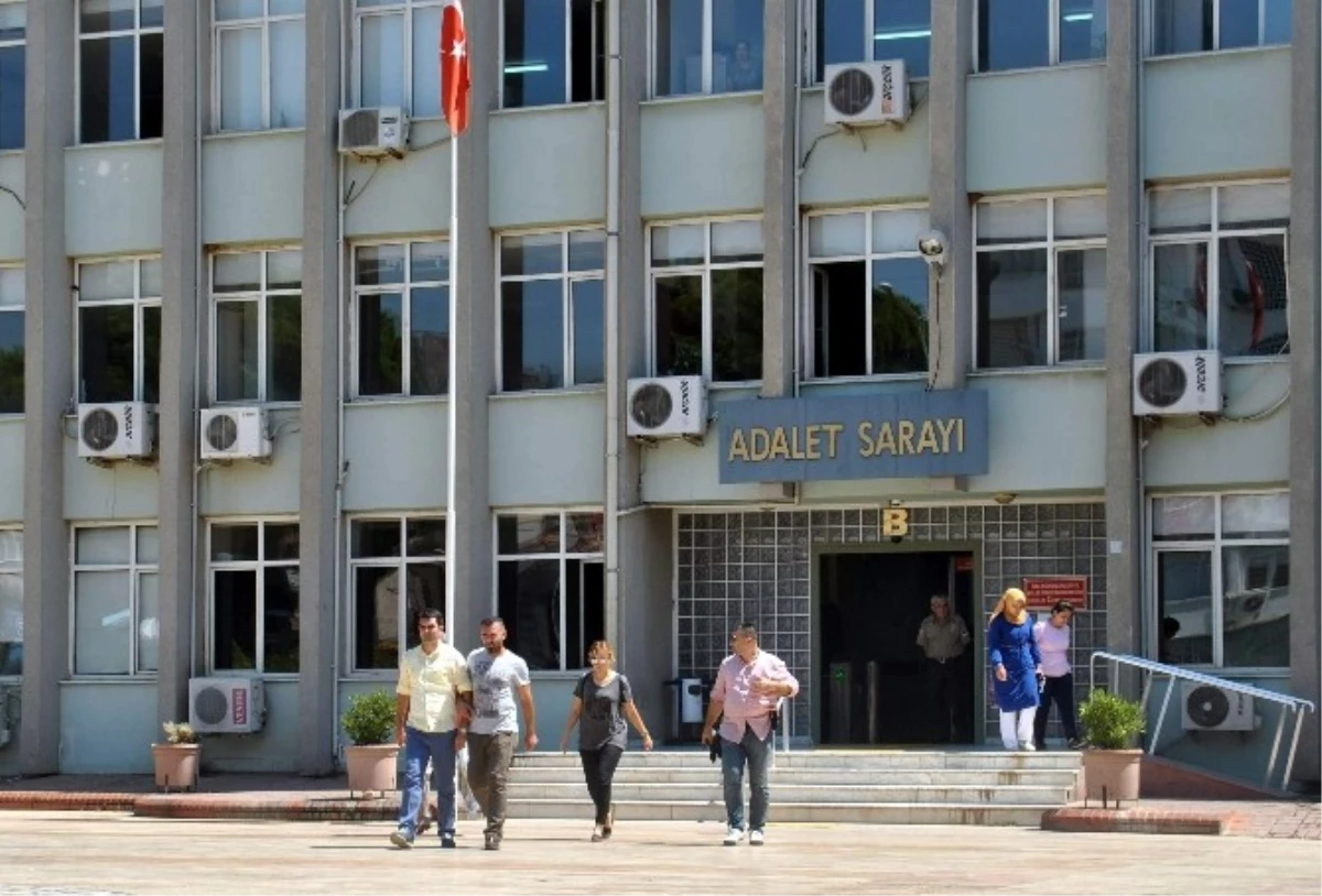 Aydın\'da 1\'i Kaymakam 17 Kişi Gözaltına Alındı