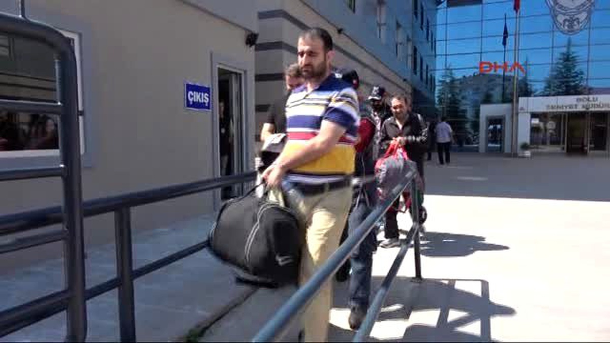 Bolu\'da Fetö Soruşturmasında 5 Kişi Adliyede