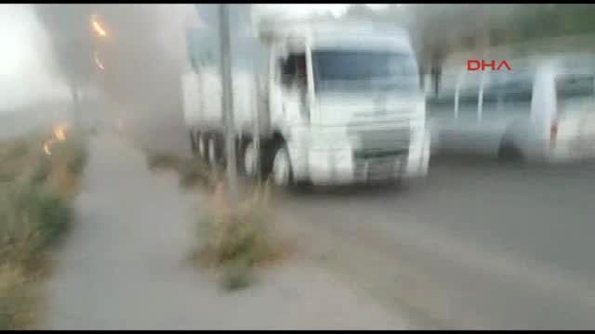 Diyarbakır\'da 5 Kişinin Hayatını Kaybettiği Saldırının Hemen Ardından Çekilen Görüntüler