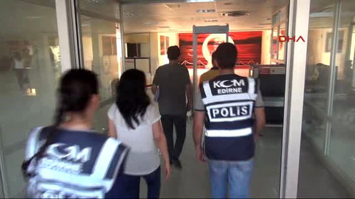 Edirne Duruşmada Gözaltına Alınan Kadın Hakim ve Savcı Eşi Adliyeye Sevk Edildi