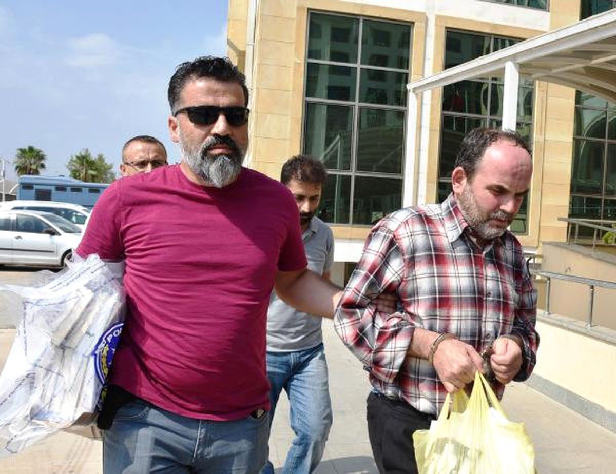 Fetö\'den Gözaltına Alınan Şüpheliler Adliyeye Sevk Edildi