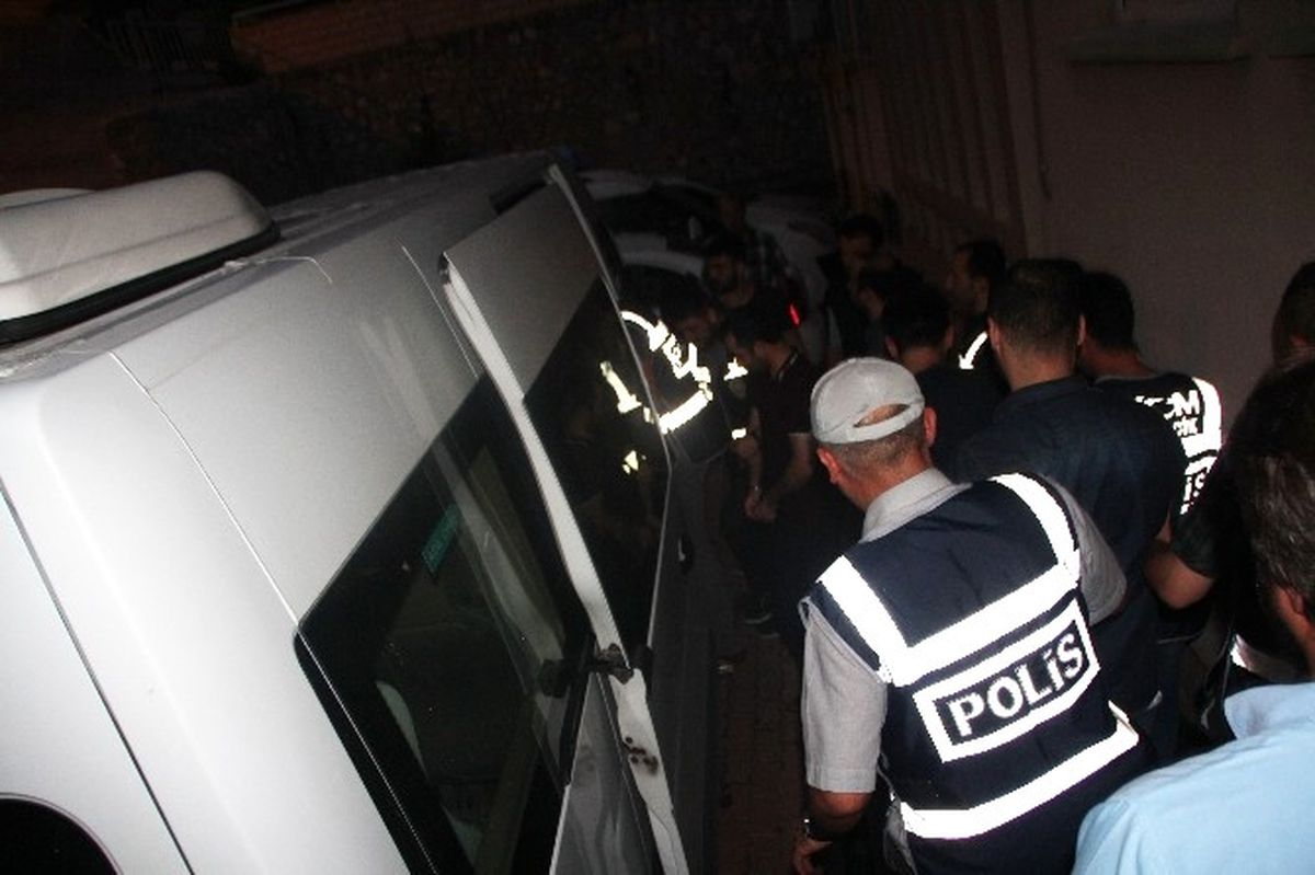 Fetö Operasyonu Kapsamında Bilecik\'te 6 Kişi Tutuklandı