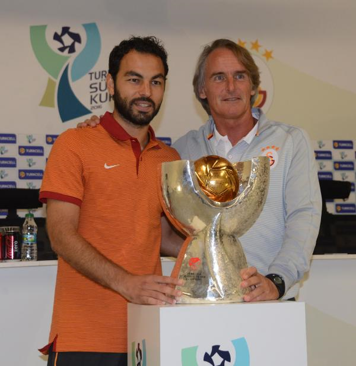 Galatasaray Teknik Direktörü Riekerink: Bu Sezon Hedefimiz 3 Kupayı da Kazanmak