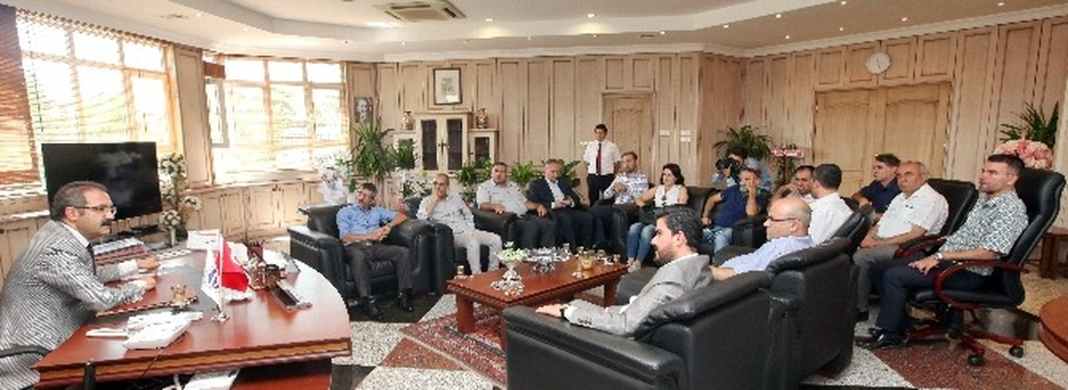 Gazeteciler Cemiyeti\'nden Rektör Gür\'e Ziyaret