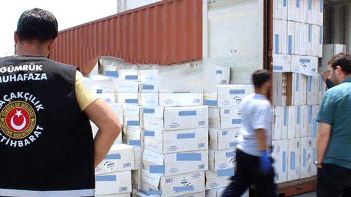 Gemilere Yapılan Operasyonda 1 Milyona Yakın Kaçak Sigara Ele Geçirildi
