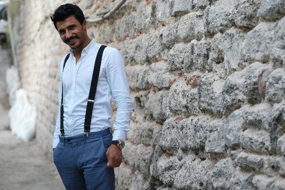 İnternet Fenomeni Ümit Özaraz, Single Çıkardı