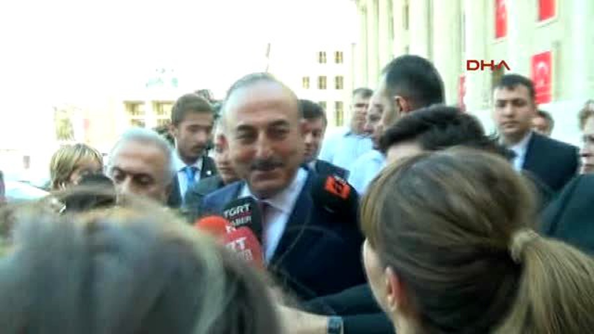 İran Dışişleri Bakanı Zarif\'ten 15 Temmuz\'da Bombalı Saldırıya Uğrayan TBMM\'ye Ziyaret -2