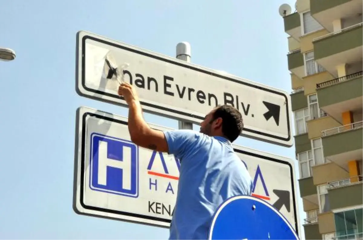 Kenan Evren Bulvarının Adı Devlet Bahçeli Oldu, Adana Bölündü