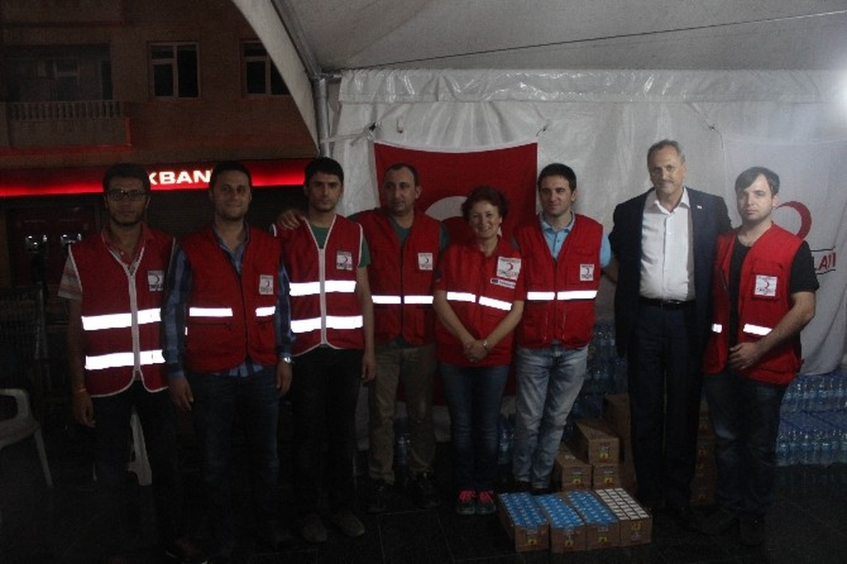 Kızılay, Demokrasi Nöbetine Katılanlara Teşekkür Etti