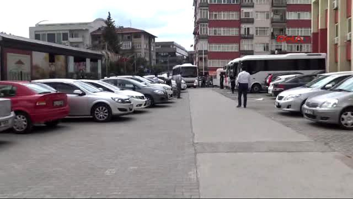 Kocaeli\'de 11 Hakim ve Savcı Adliyeye Sevk Edildi
