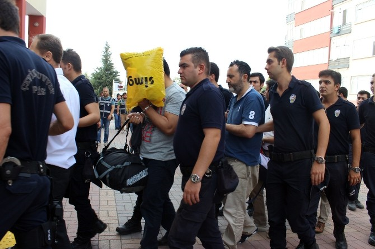 Kocaeli\'de Fetö/pdy Operasyonlarında 36 Kişi Daha Adliyede