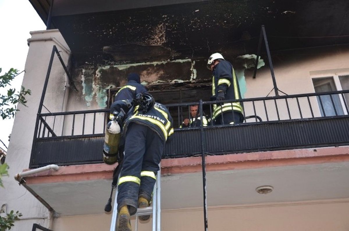 Maden İşçisinin Evinde Çıkan Yangın Korkuttu