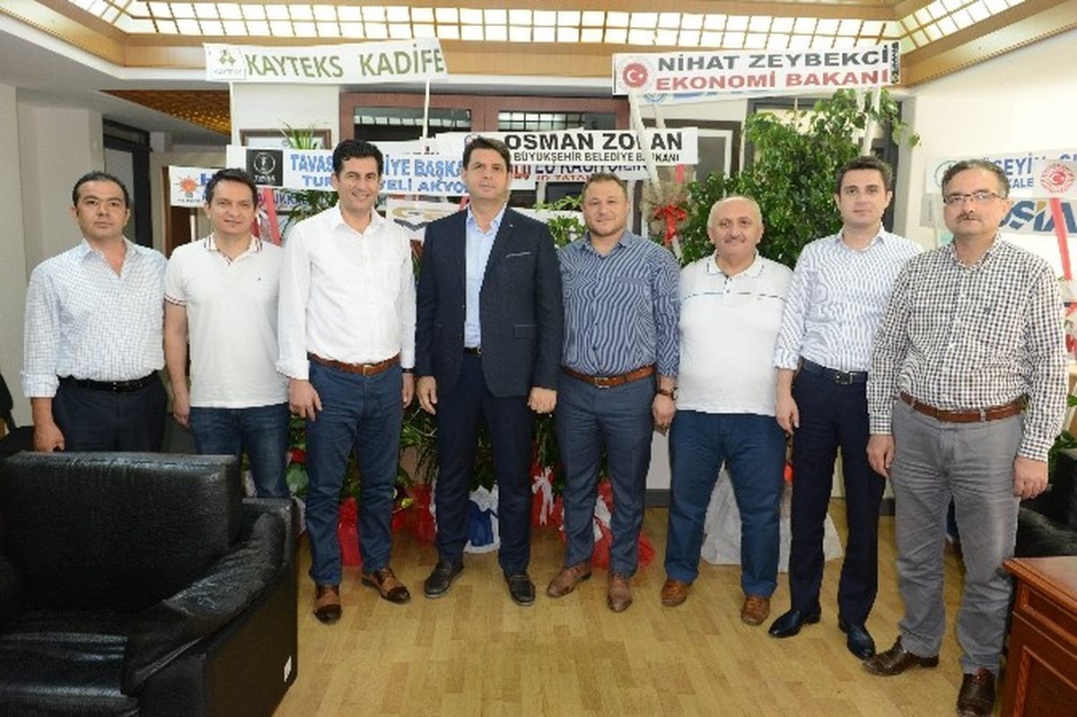 Memişoğlu\'na AK Parti Teşkilatları ile Genç Müsiad\'dan Ziyaret