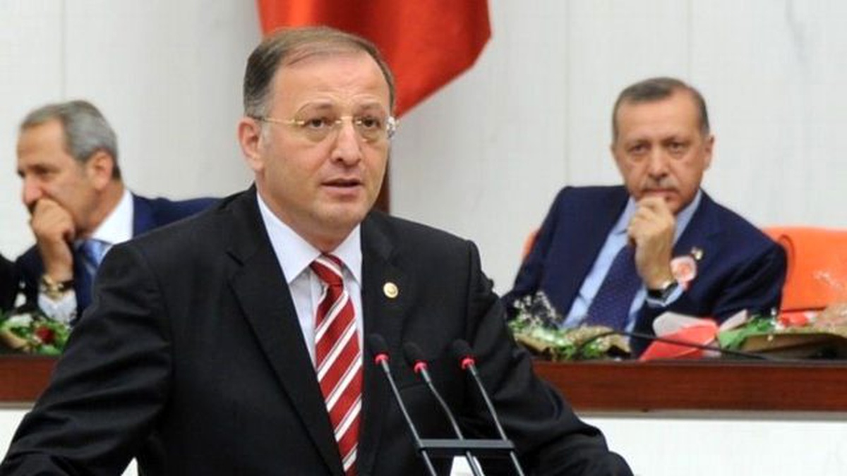 TBMM Plan Bütçe Komisyonu Sözcüsü Nejat Koçer\'den Ticari Kredilerde Faiz İndirimi Talebi