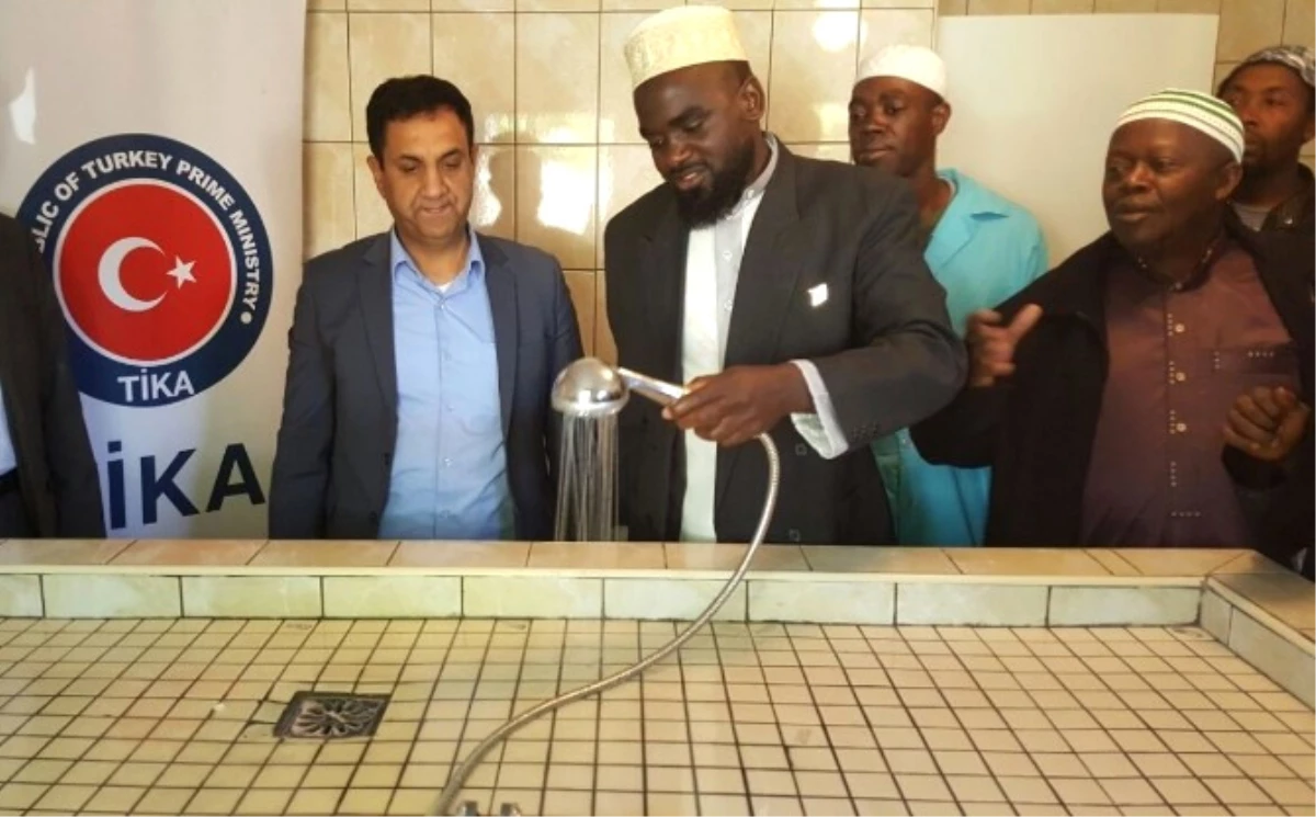 Namibya\'da Windhoek İslam Merkezi\'ne Gasilhane İnşa Edildi